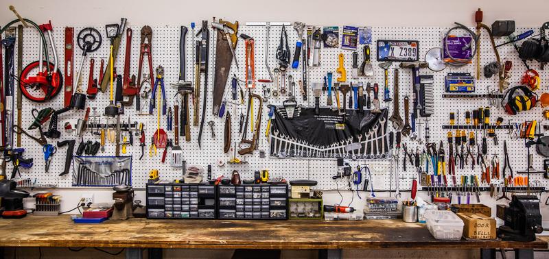 The Idiot's Guide to Building the Perfect Garage
